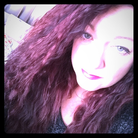 Meet your Posher, Malinda - Picture 1 of 1